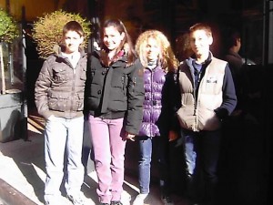 Gli alunni della Media Zani sul canale satellitare MTV Nickelodeon, per la prima puntata del mistery game “Avventura di paura” nel castello di Bardi.